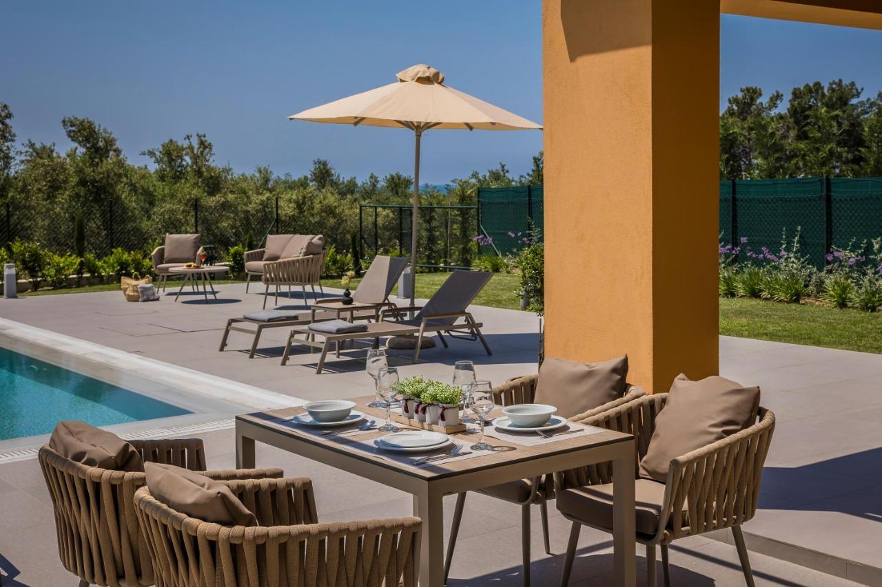 Sound Of Sea Villas Lixouri Exterior foto