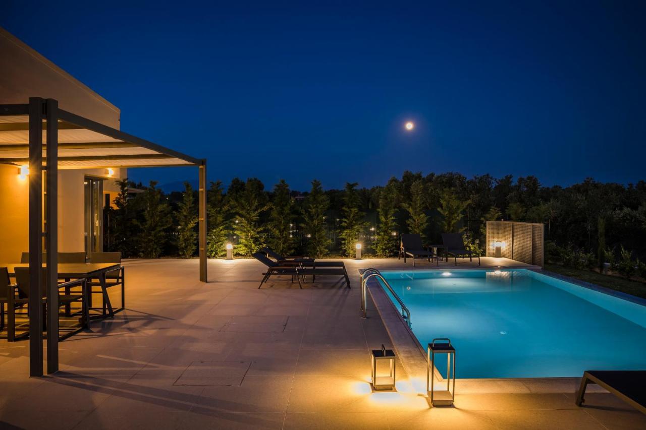 Sound Of Sea Villas Lixouri Exterior foto